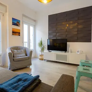 https://atico-duplex-con-terraza-privada-en-cadiz-centro.es-andalucia.com