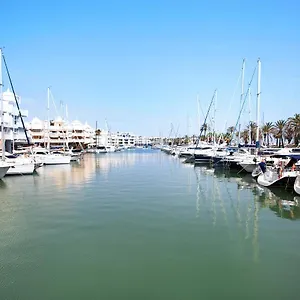 https://apartamento-vista-marina.1costadelsol.com